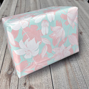 Geschenkpapier B 57 cm. Helle Töne, beschichtetes Papier. 150 mtr.