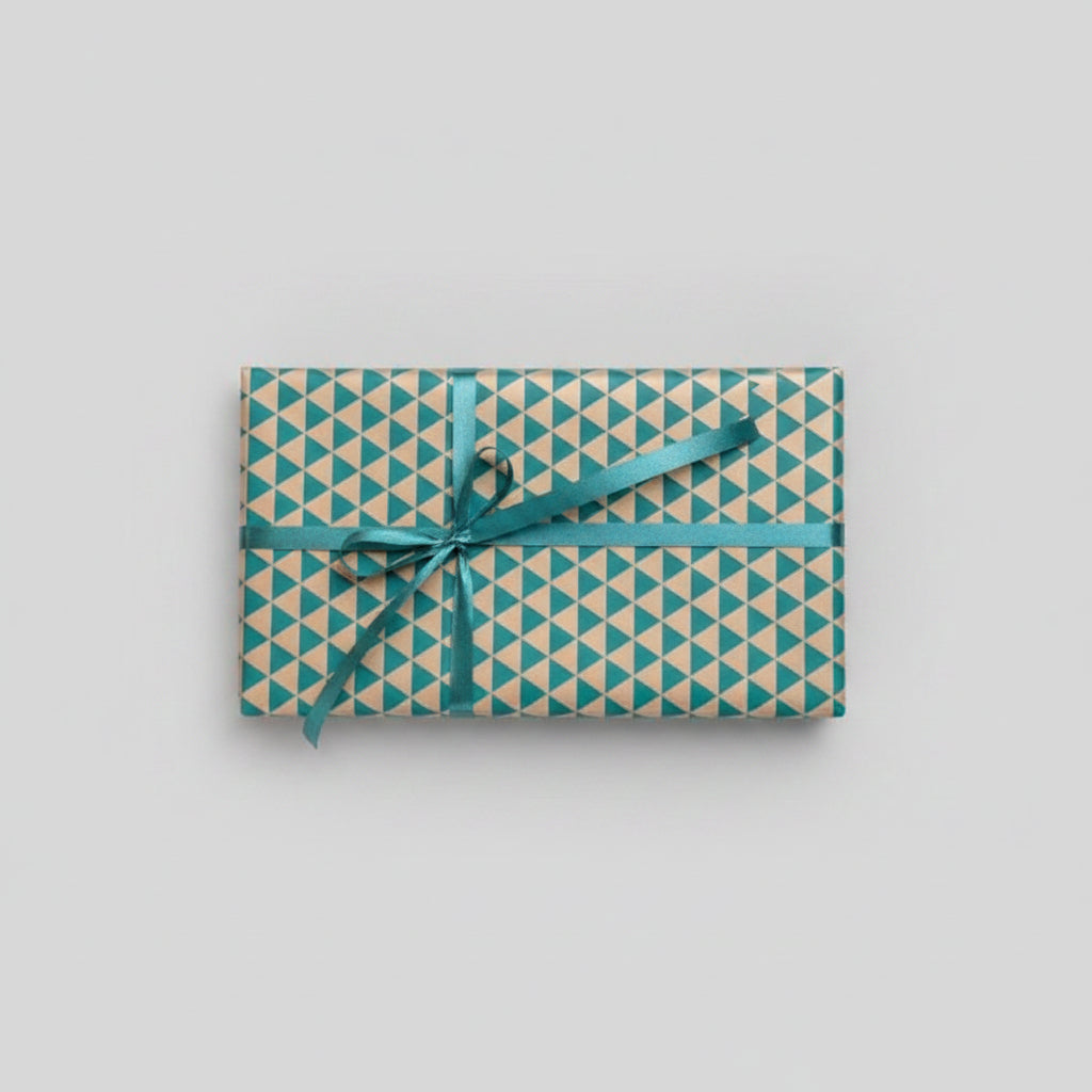 Geschenkpapier B 50 cm. Gold mit Dreiecken, 50 cm x 100 m *