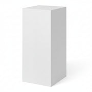 Podie. Weißes Melamin. 40 x 40 x H100 cm.
