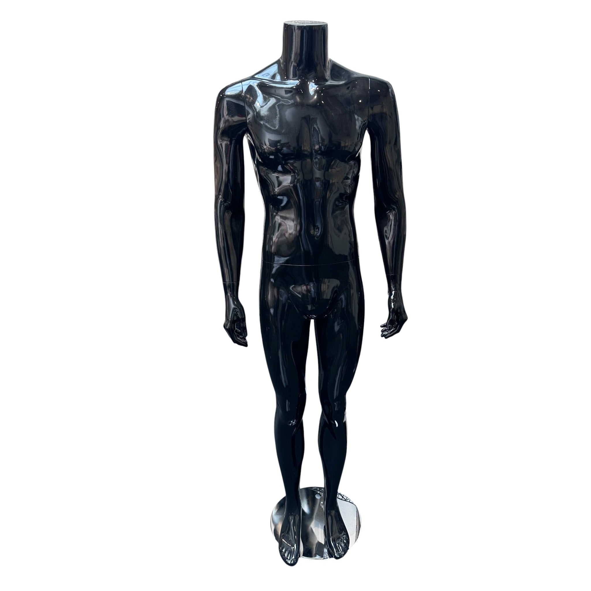 Herren-Schaufensterpuppe (Familienmodell). Schwarzer Hochglanz, ohne Kopf. Runder Glassockel. Höhe: 175 cm. Modell B – stehend.