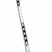 Krom Framework vægskinne 244 cm i butiksmiljø