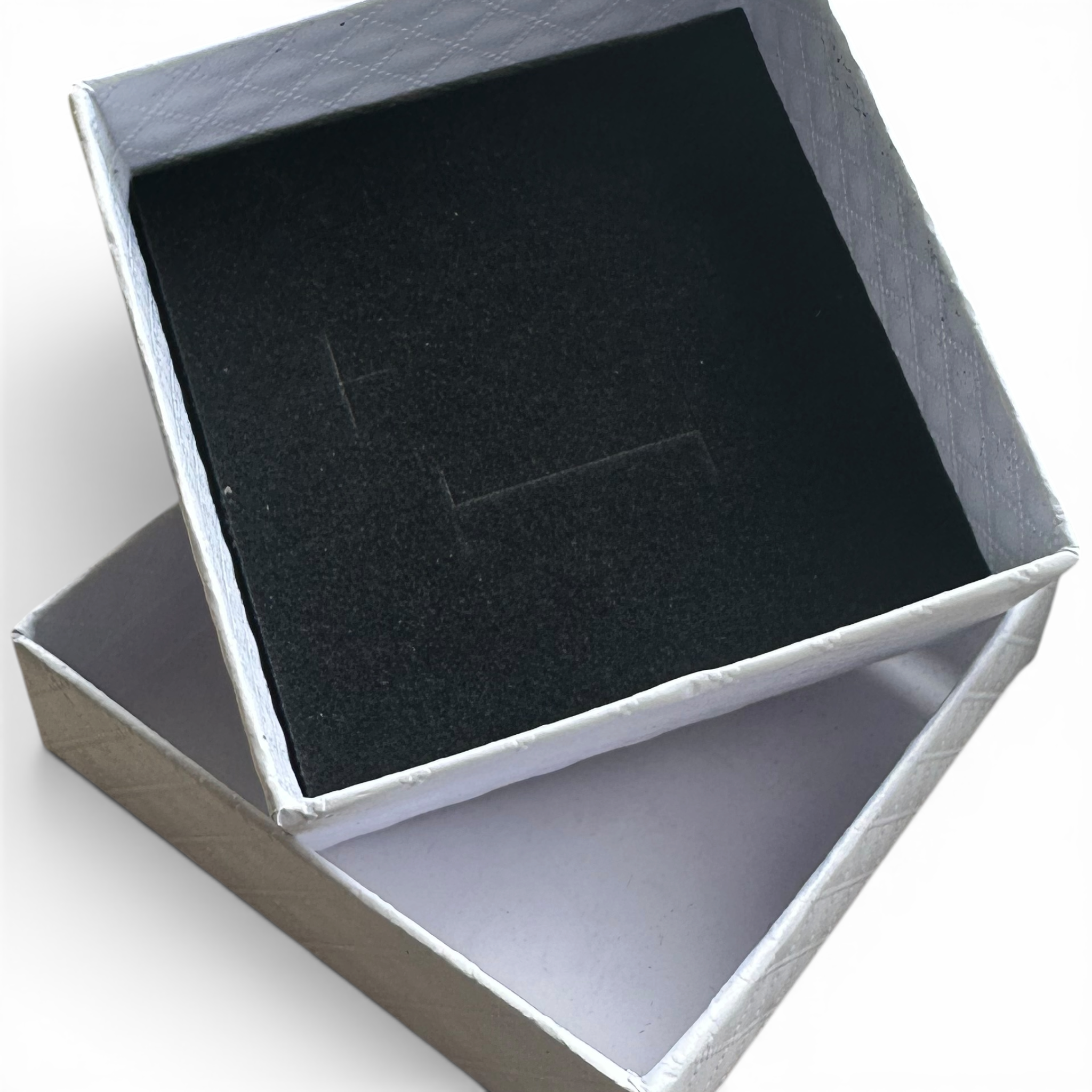 Schmuckkästchen. Weiß. 7,5 x 7,5 x H3,5 - 20 Stk. Preis pro Stk. angegeben.