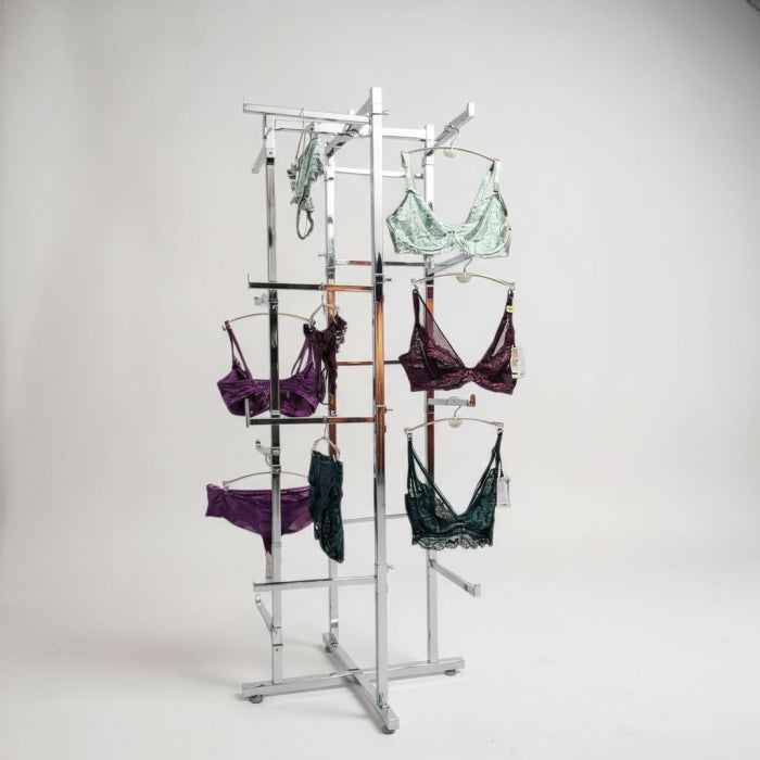 Bodenständer mit 16 Armen. Verchromt.