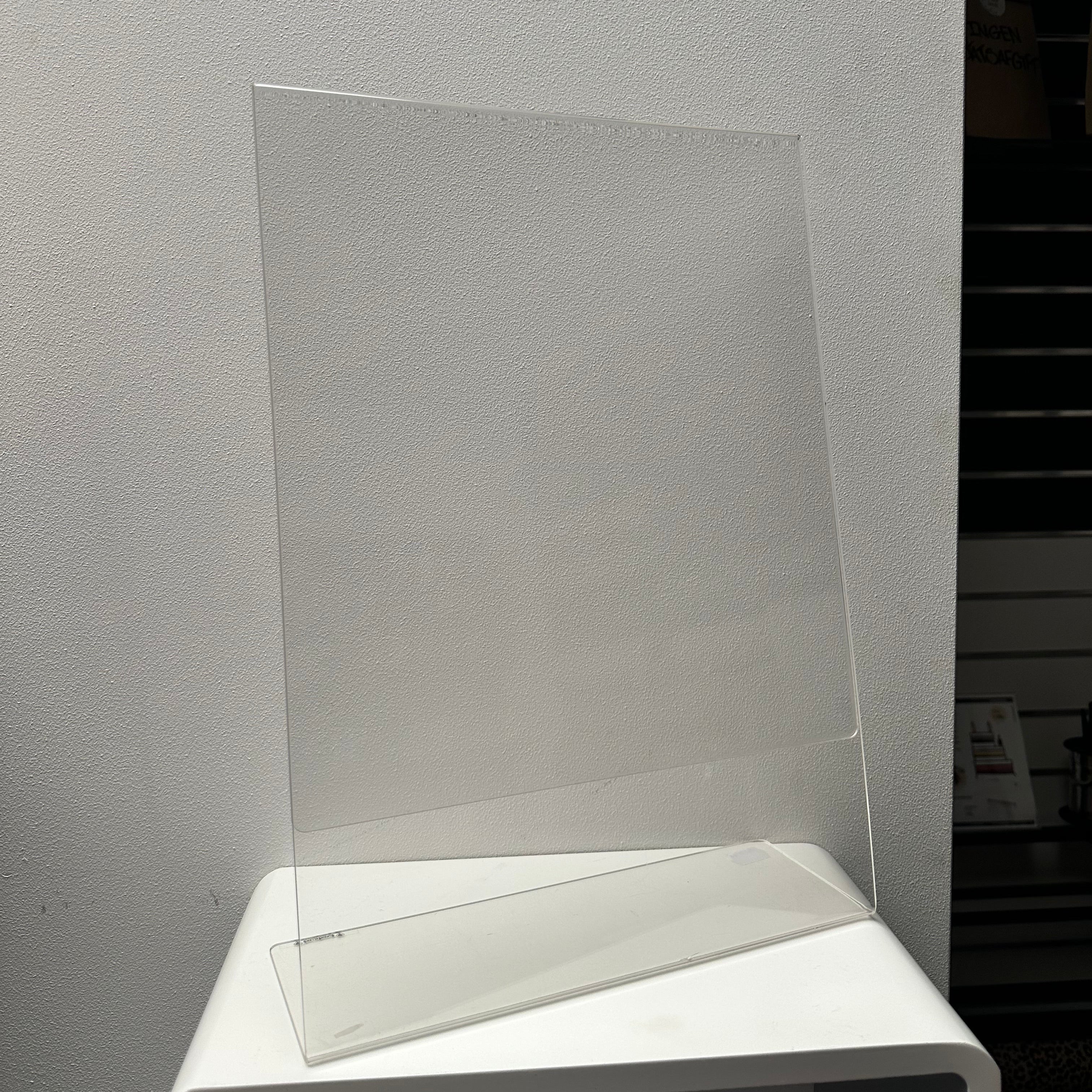 Schildhalter A3, schräg für Tisch, Acryl