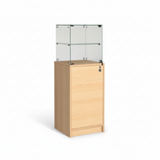 Schmale Vitrine mit Unterschrank. Abschließbare Vitrine und Unterschrank, Ahorn, B 46 x T 46 x H 148 cm