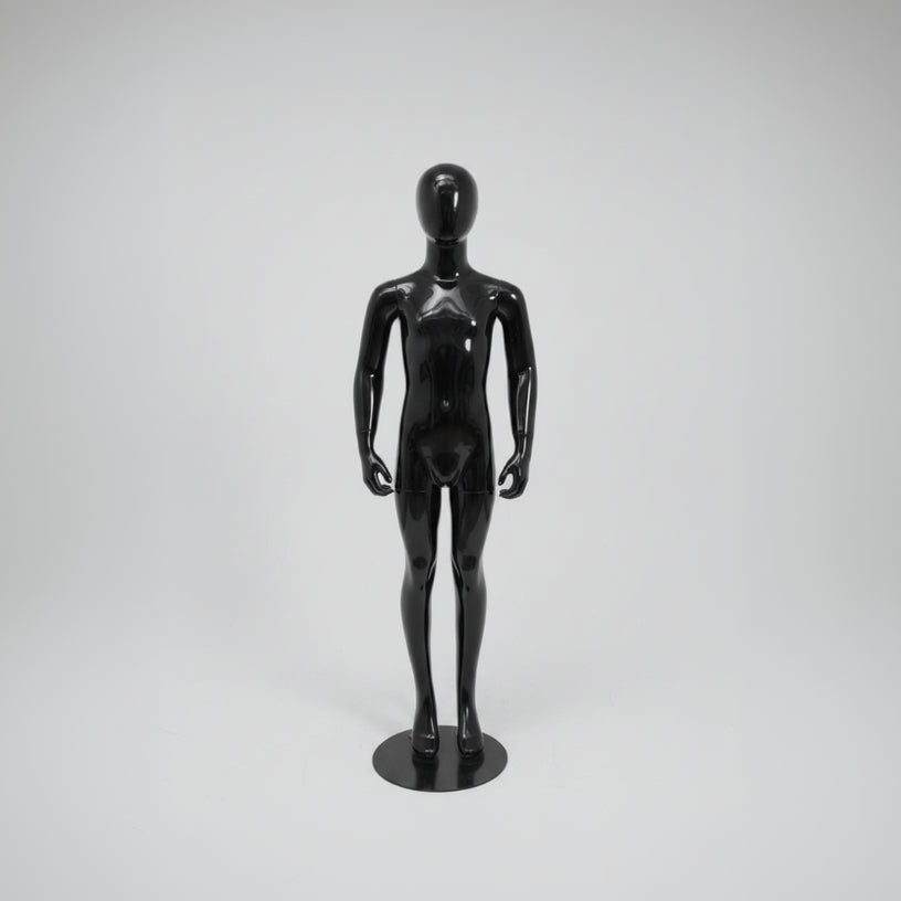 Kinderpuppe. Schwarzer Hochglanzlack mit Kopf. 8–10 Jahre. Höhe 134 cm. Stehend.